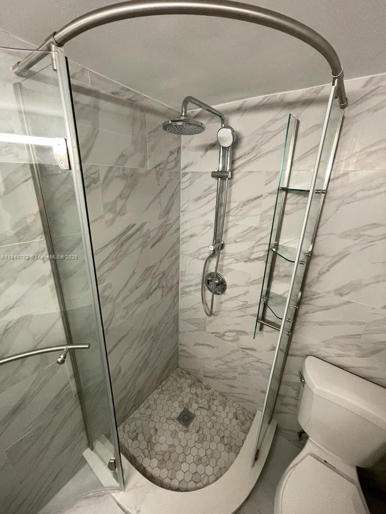 1530 NE 191st St # 145, Miami FL 33179 — 13