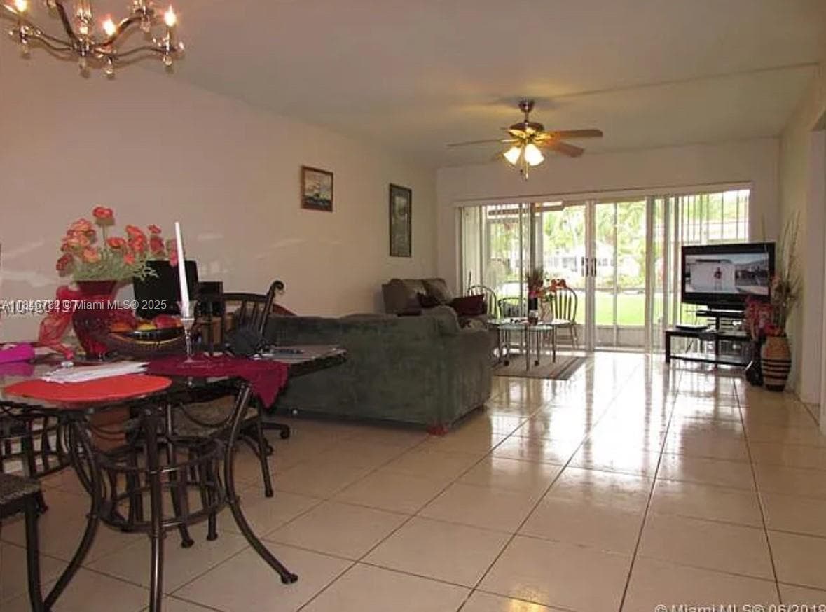1530 NE 191st St # 145, Miami FL 33179 — 14
