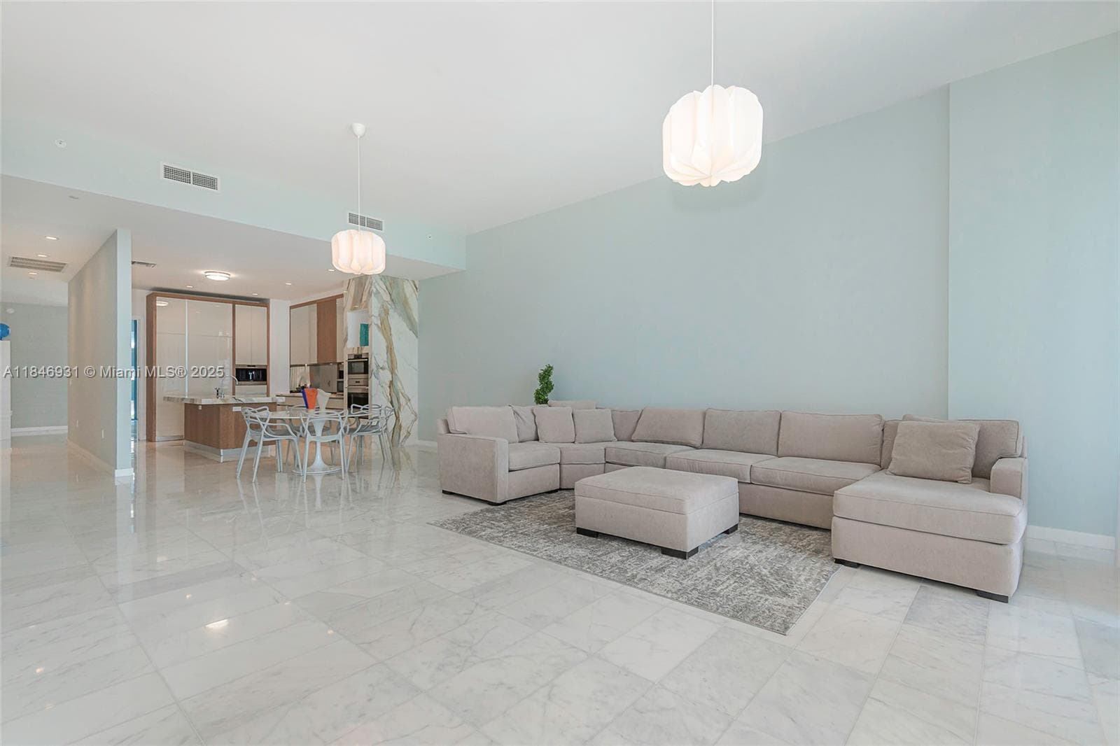 2821 S Bayshore Dr # 7B, Coconut Grove FL 33133 — 7