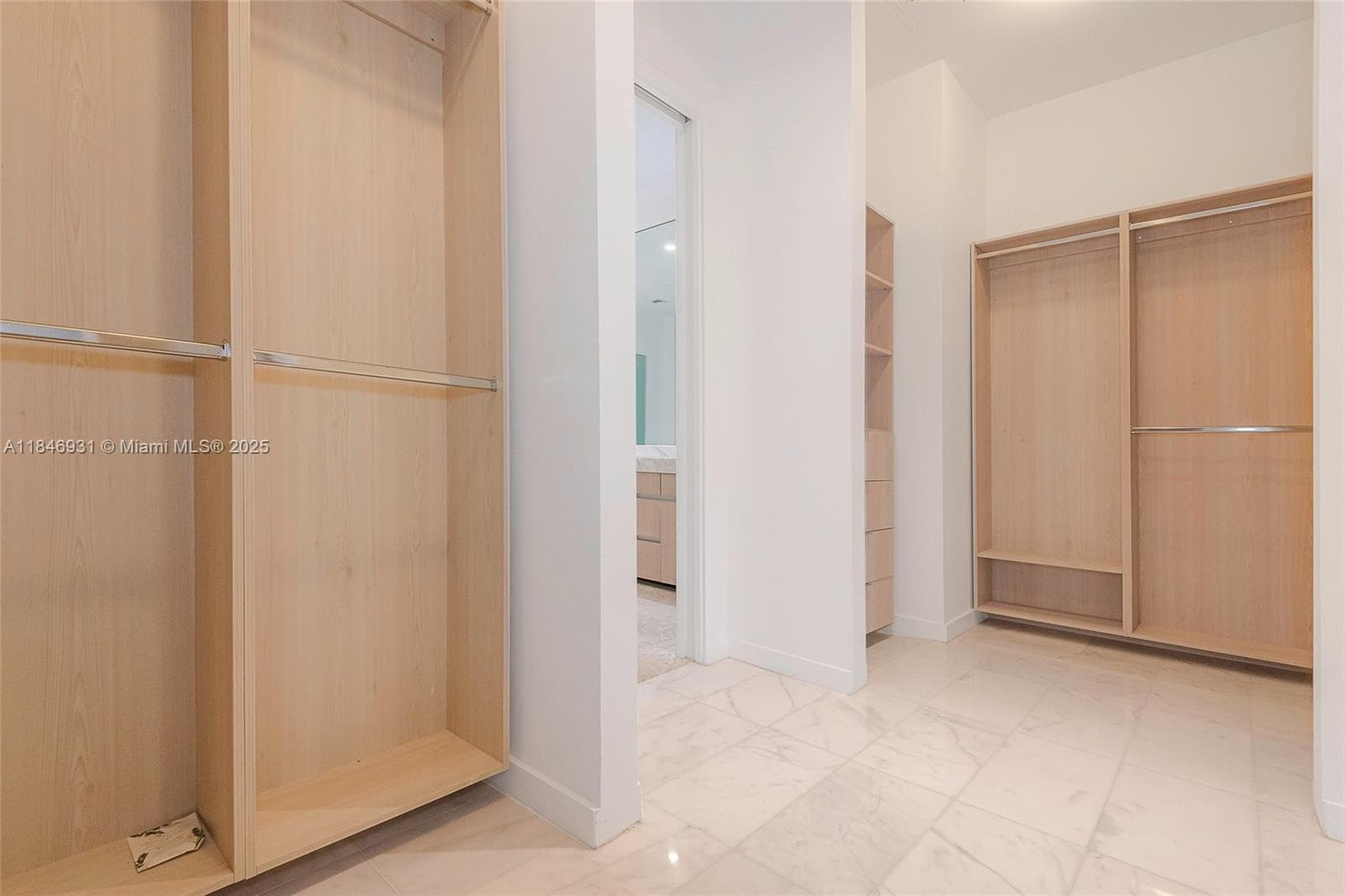 2821 S Bayshore Dr # 7B, Coconut Grove FL 33133 — 28