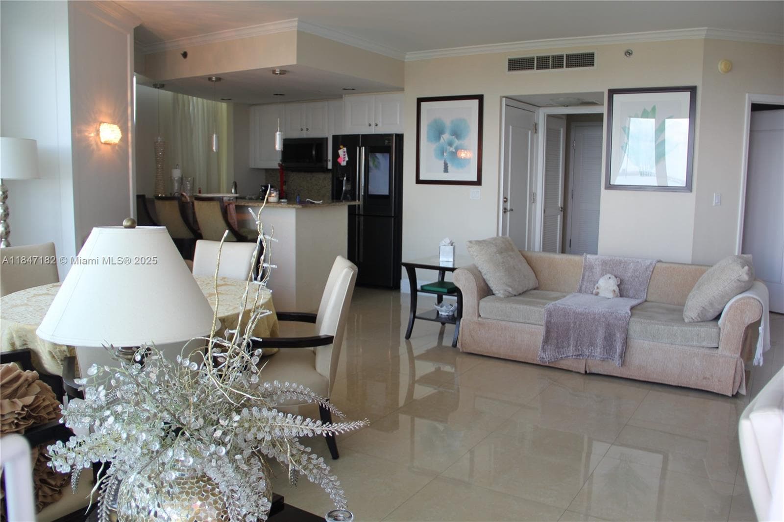 4401 Collins Ave, Miami Beach FL 33140 — 6