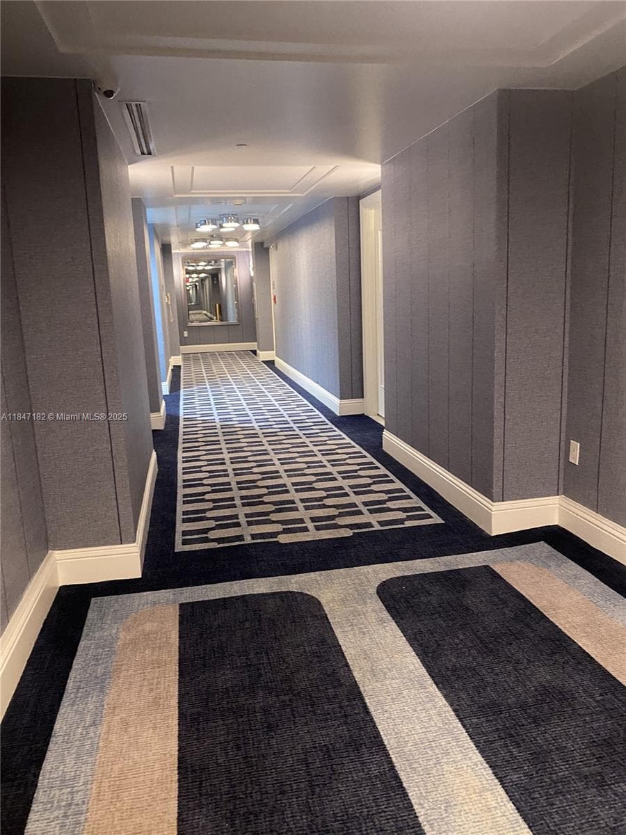 4401 Collins Ave, Miami Beach FL 33140 — 47