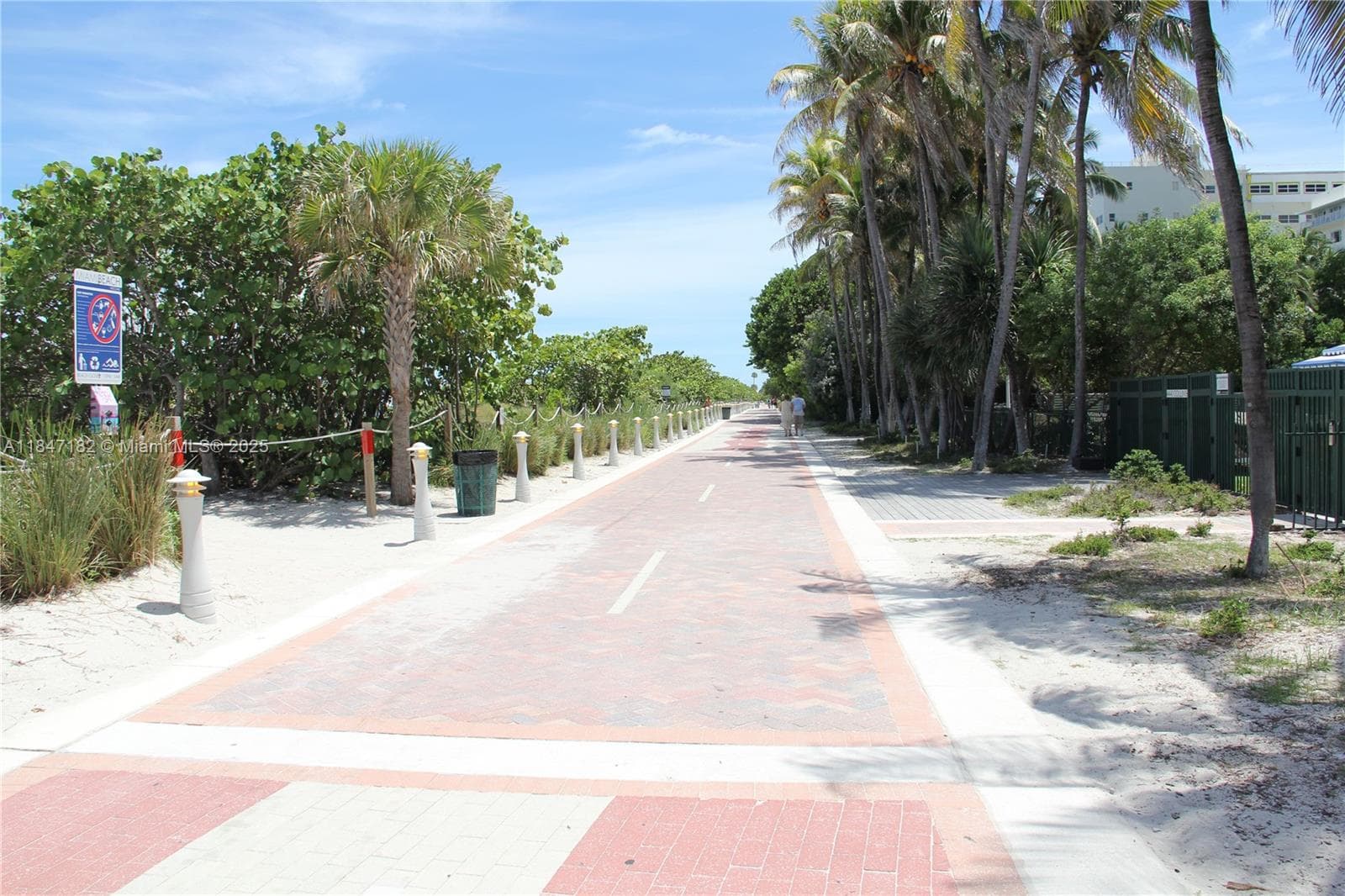 4401 Collins Ave, Miami Beach FL 33140 — 53