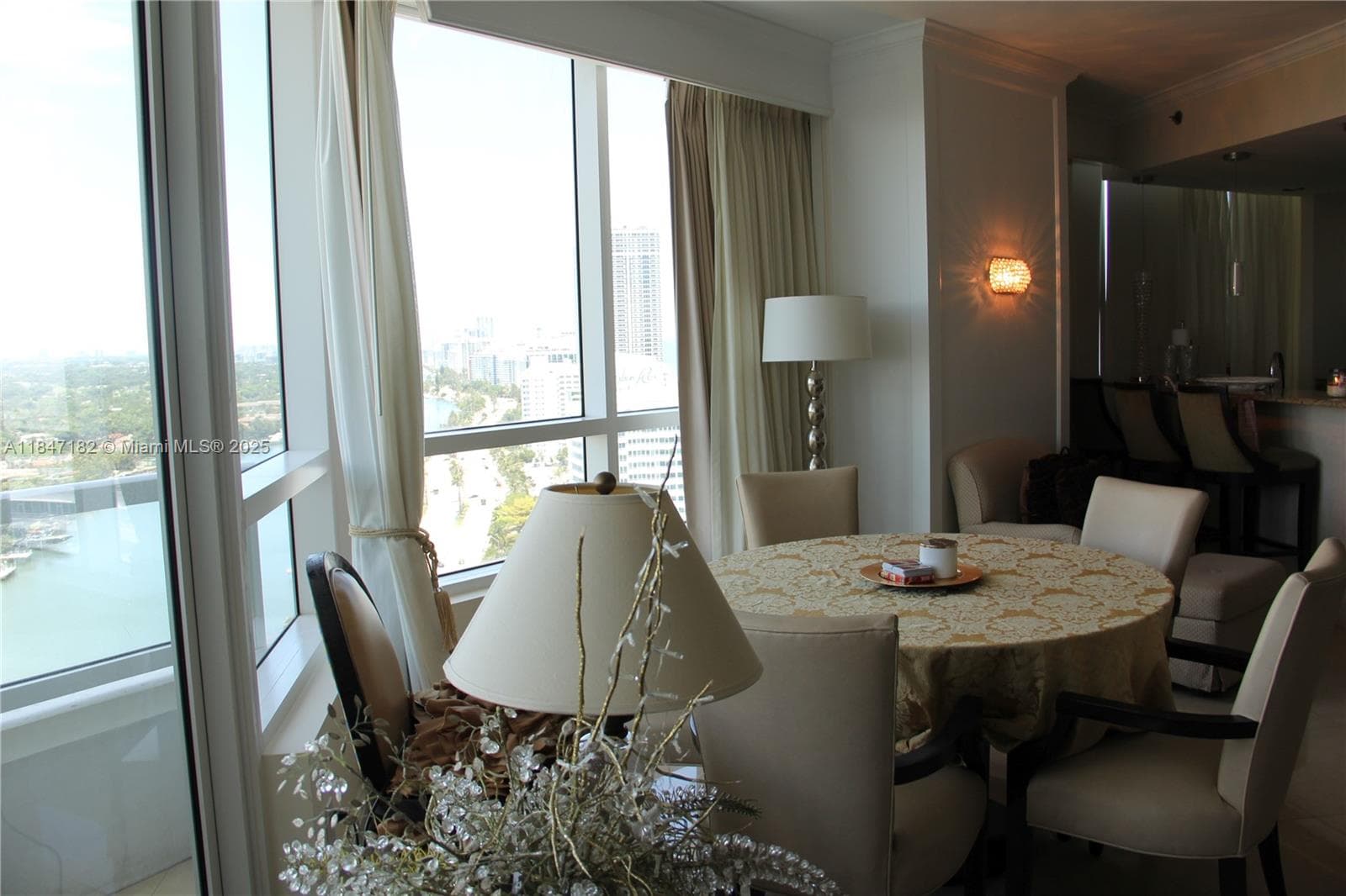 4401 Collins Ave, Miami Beach FL 33140 — 7