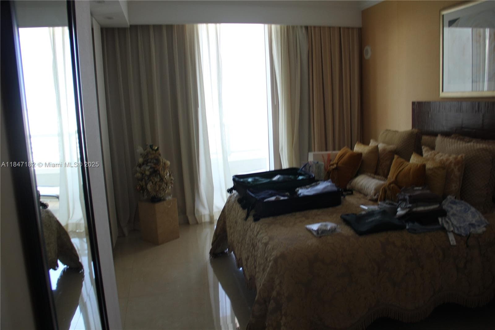 4401 Collins Ave, Miami Beach FL 33140 — 14