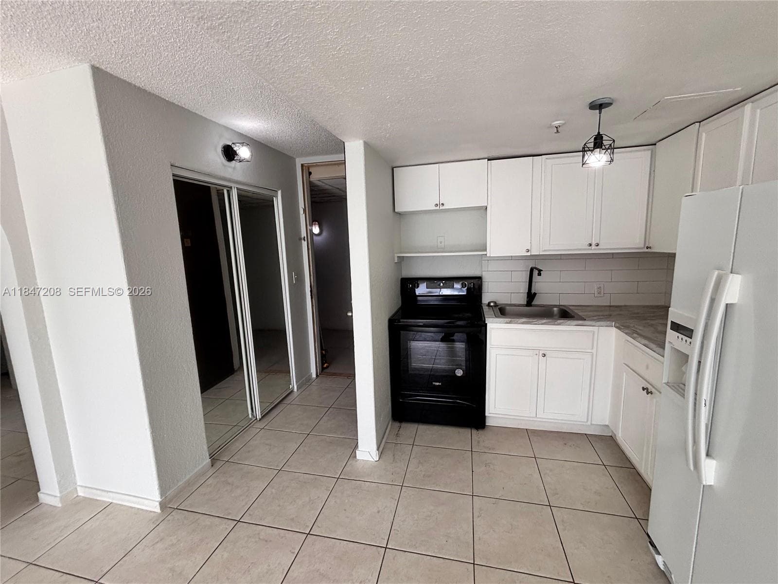 16450 NW 2nd Ave # 207, Miami FL 33169 — 16