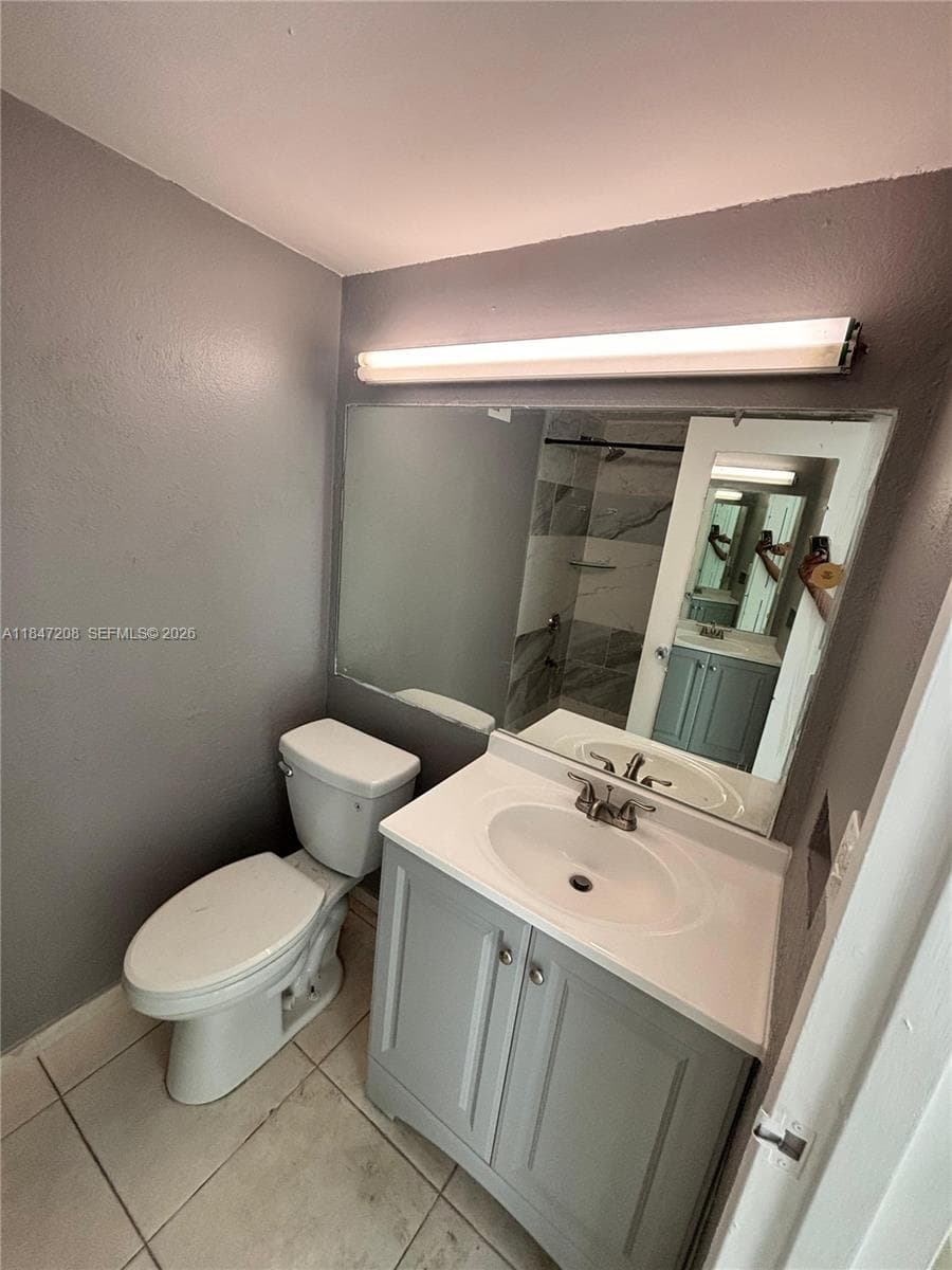 16450 NW 2nd Ave # 207, Miami FL 33169 — 15