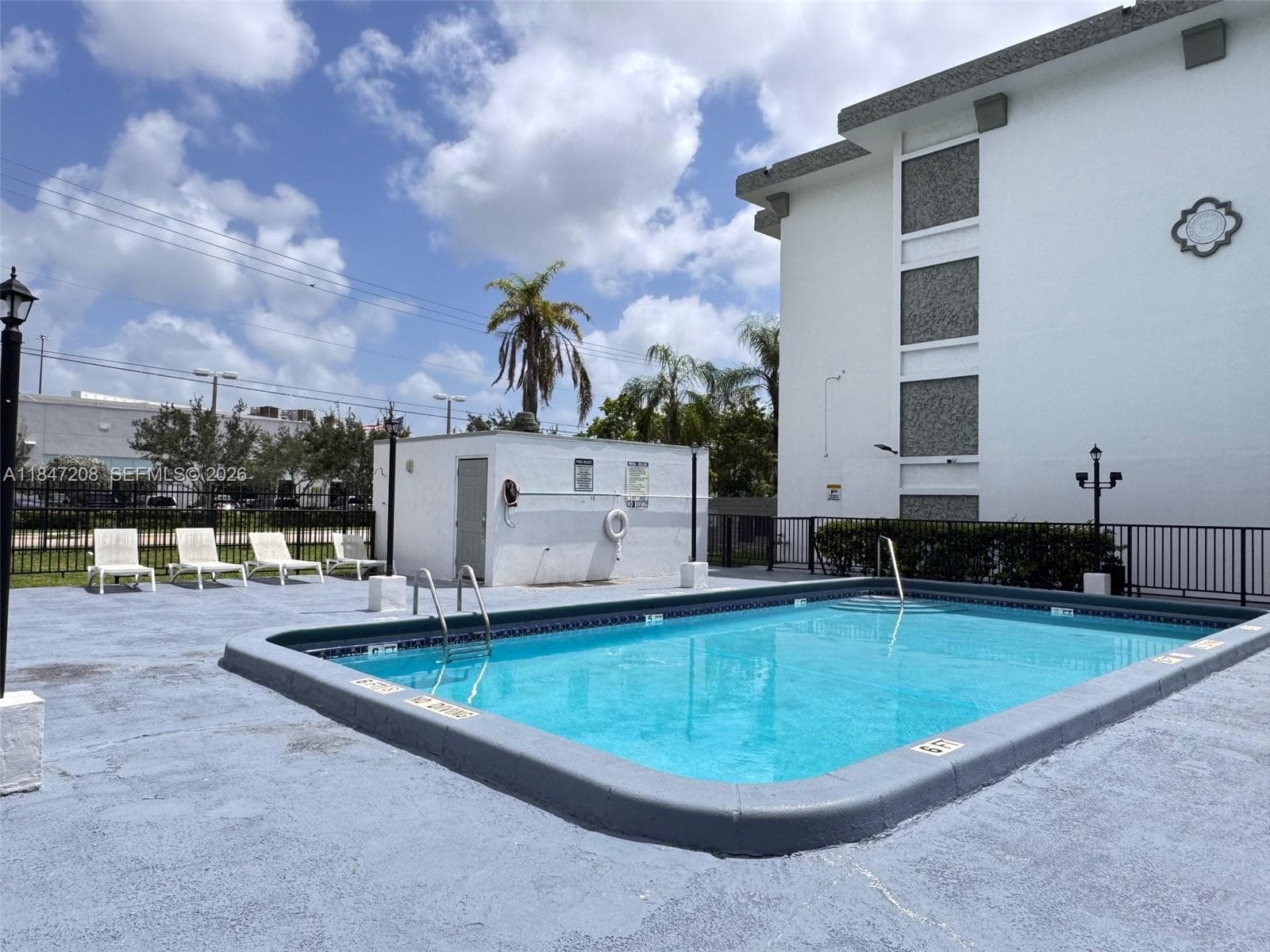 16450 NW 2nd Ave # 207, Miami FL 33169 — 19