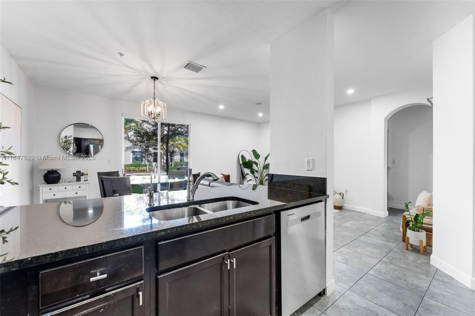 134 SE 28th Ter # 10, Homestead FL 33033 — 7