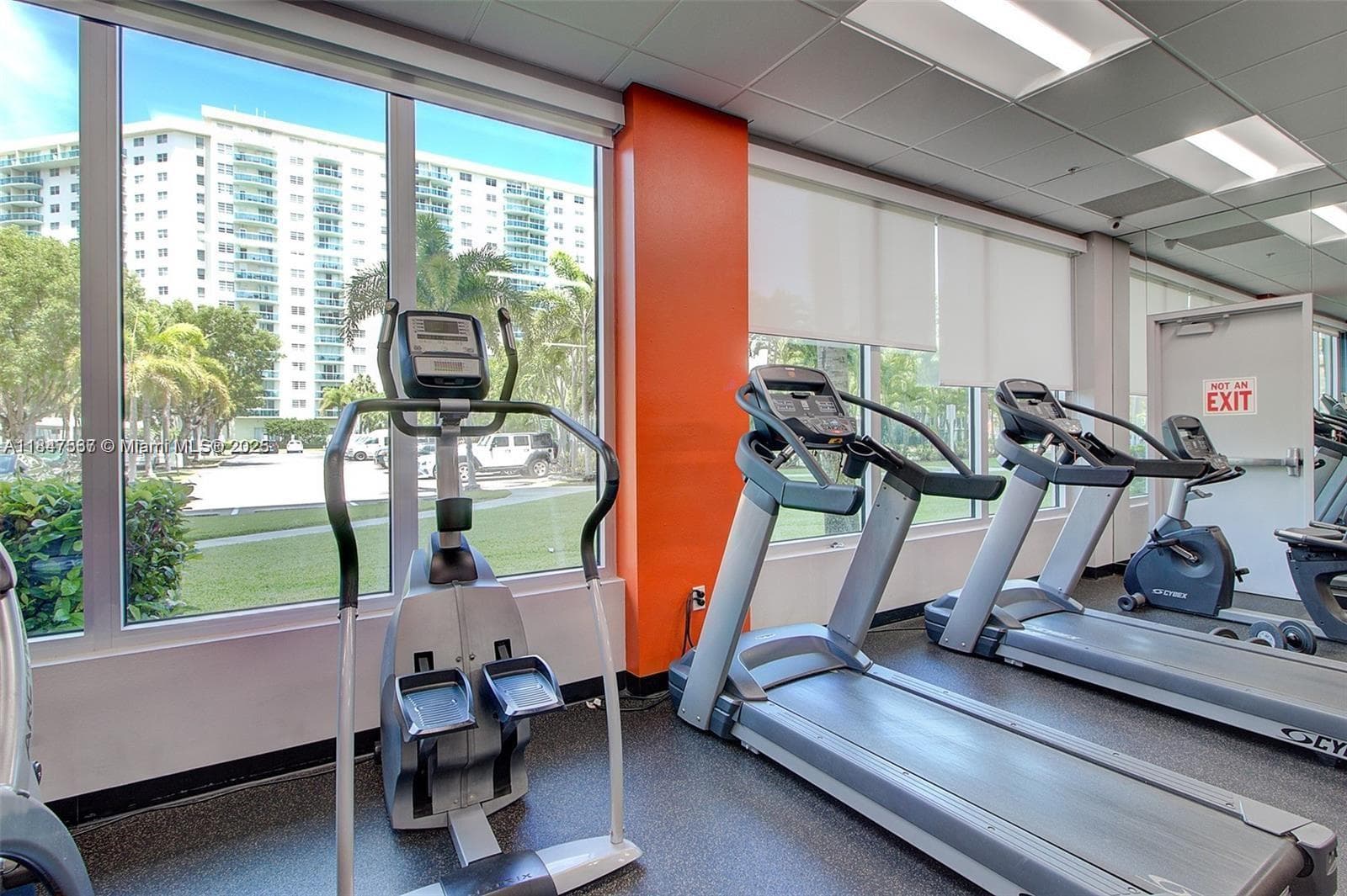 19380 Collins Ave # 802, Sunny Isles Beach FL 33160 — 35