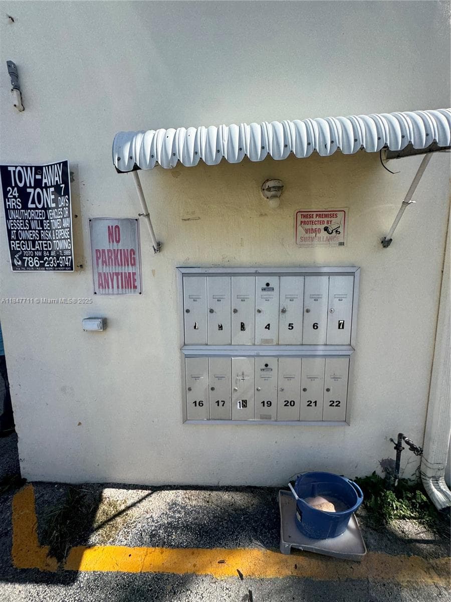 71 NW 76th St # 5, Miami FL 33150 — 17