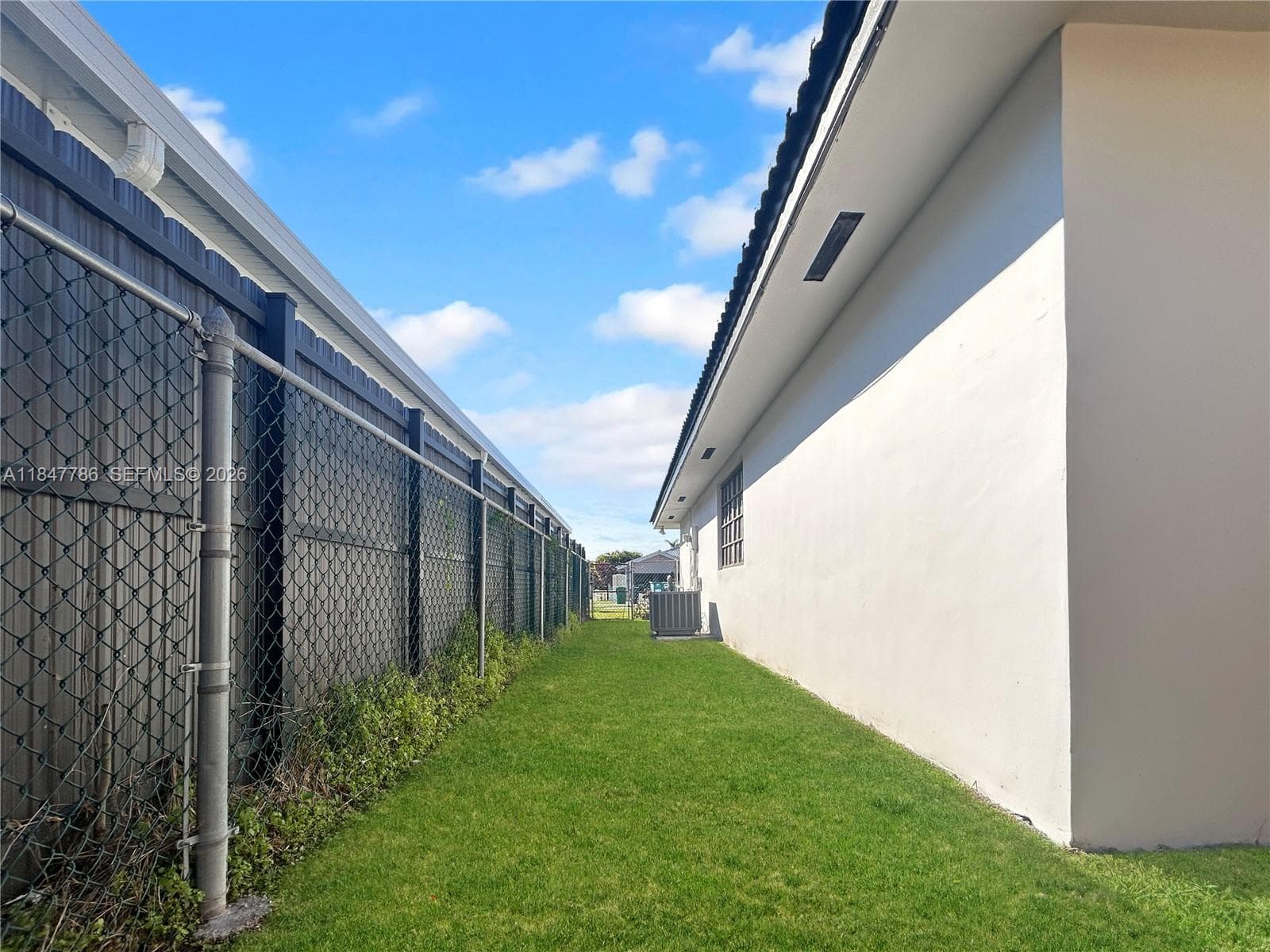 13925 SW 26th Ter, Miami FL 33175 — 42