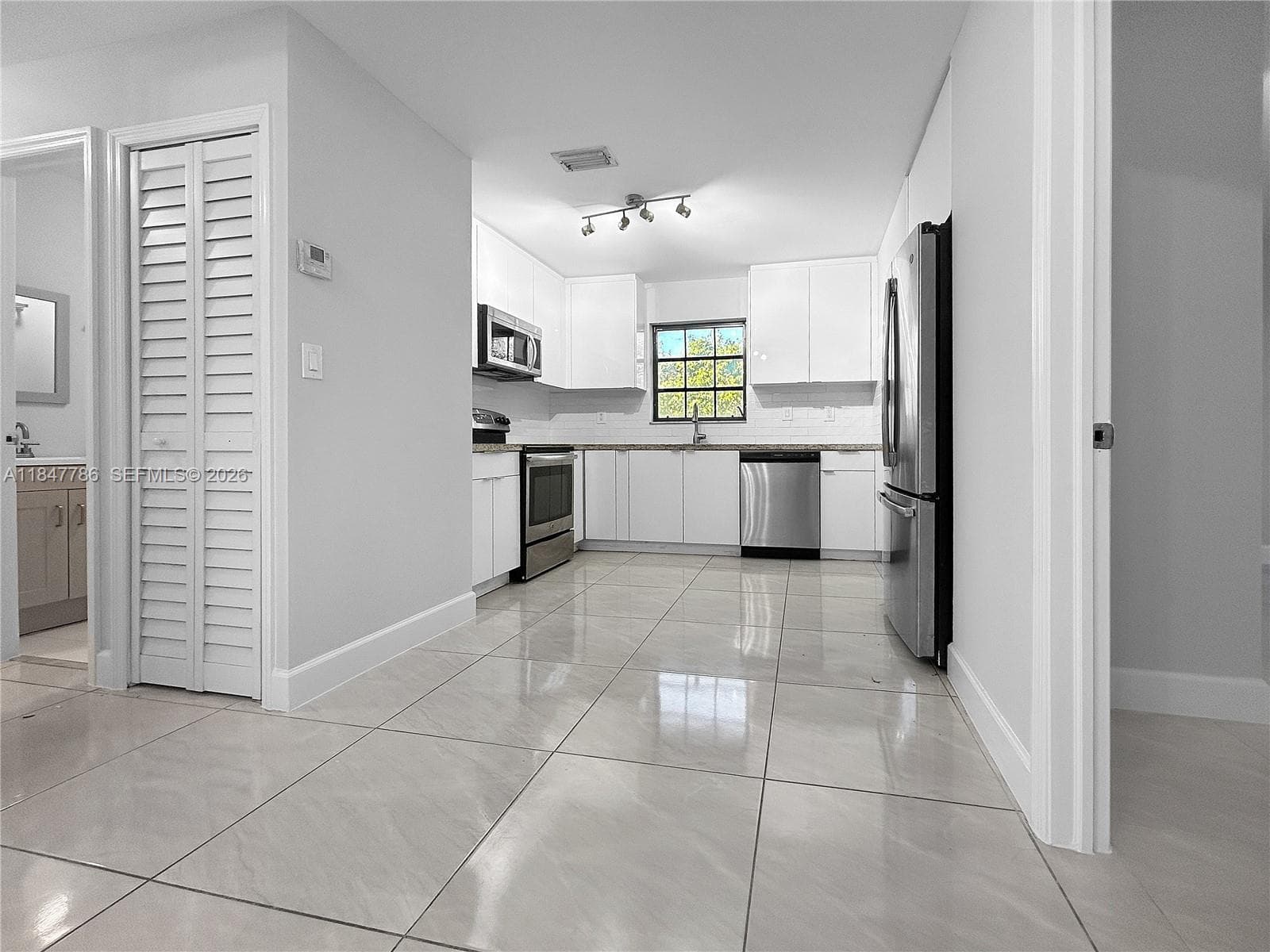 13925 SW 26th Ter, Miami FL 33175 — 12