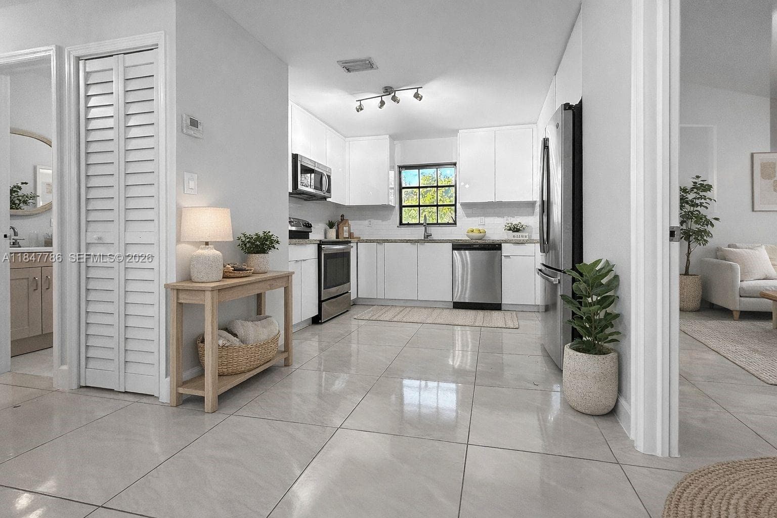 13925 SW 26th Ter, Miami FL 33175 — 7