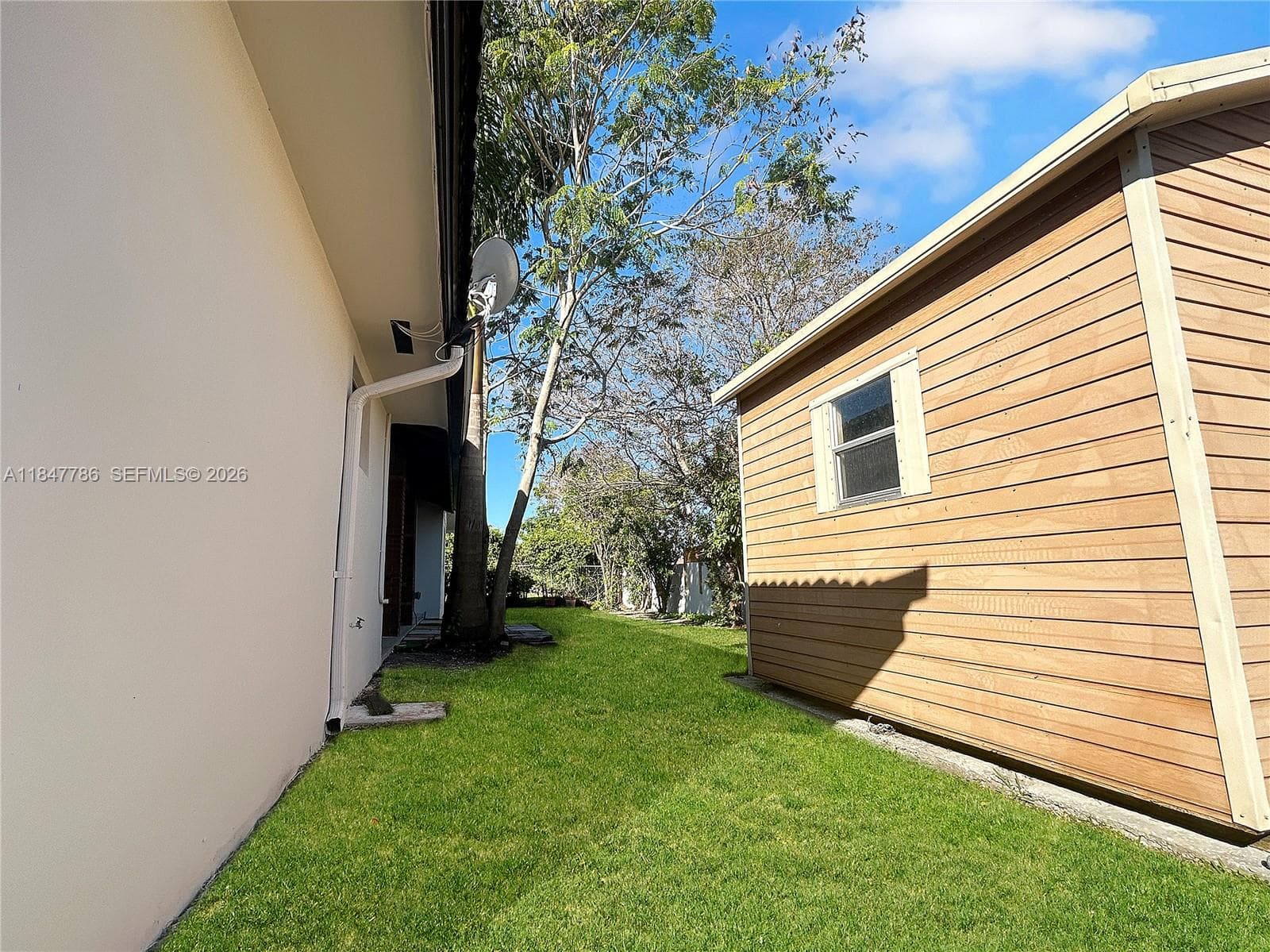 13925 SW 26th Ter, Miami FL 33175 — 38