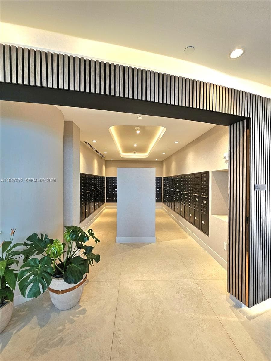 700 NE 24th ST # 3502, Miami FL 33137 — 23