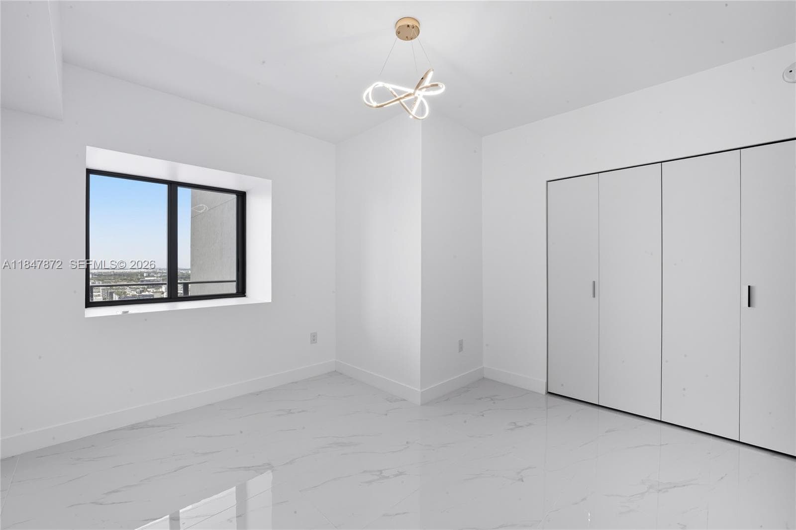 700 NE 24th ST # 3502, Miami FL 33137 — 52