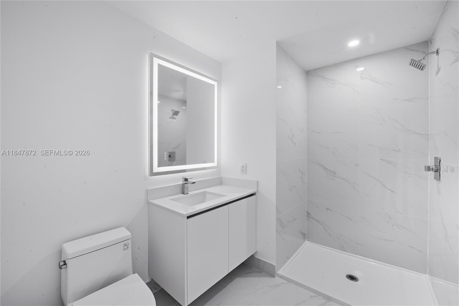 700 NE 24th ST # 3502, Miami FL 33137 — 53