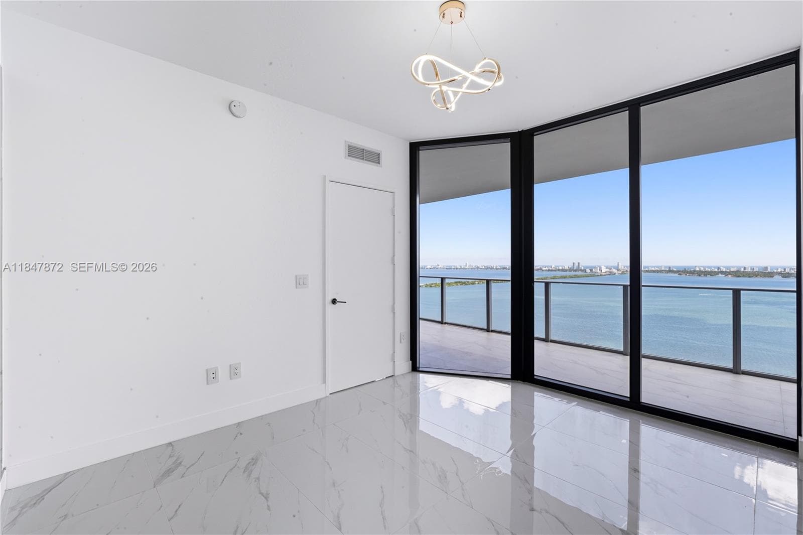 700 NE 24th ST # 3502, Miami FL 33137 — 40