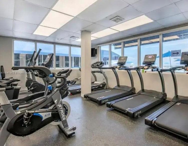 19201 Collins Ave # 733, Sunny Isles Beach FL 33160 — 10