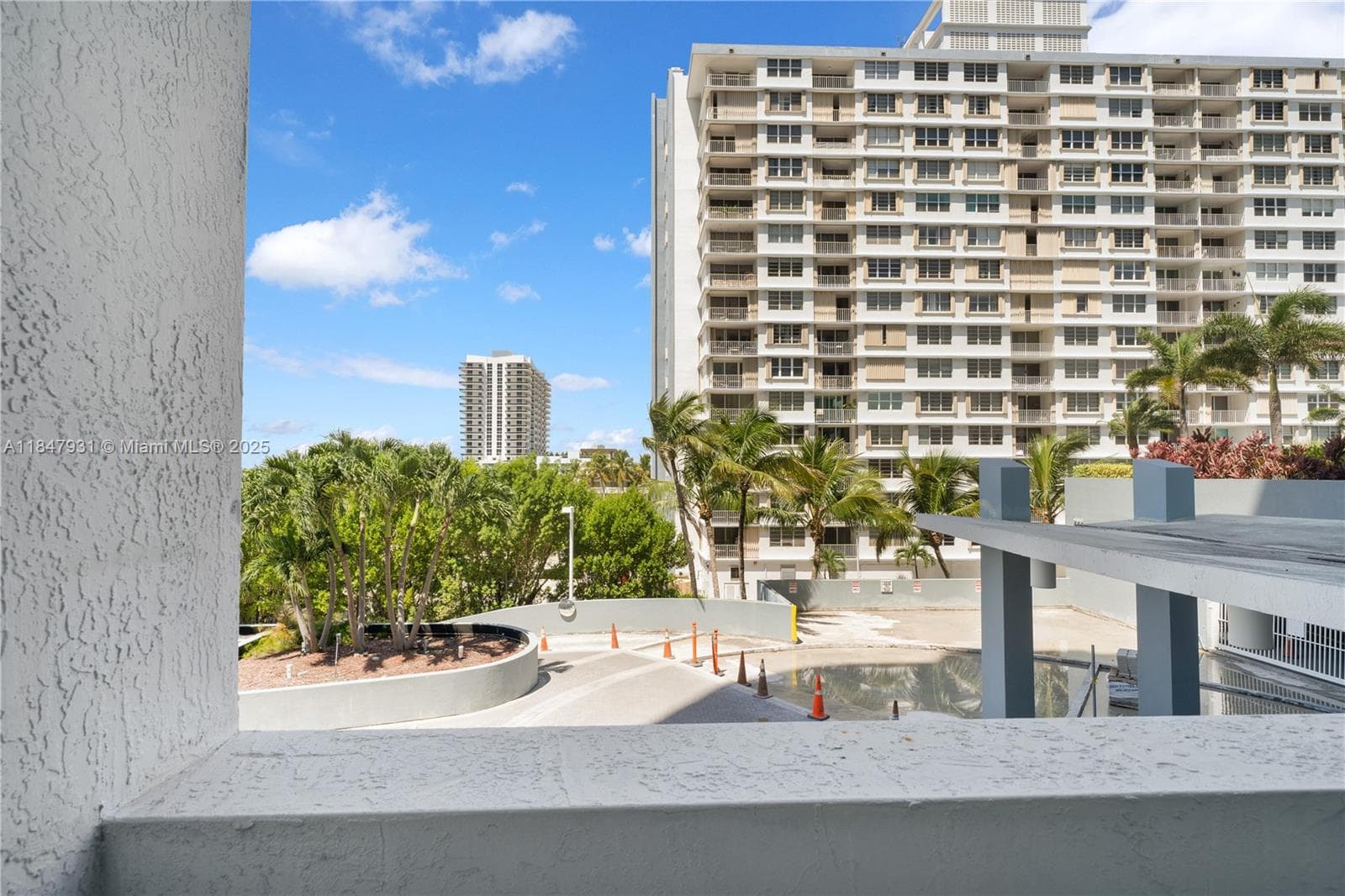 1881 79th St Cswy # 404, North Bay Village FL 33141 — 23