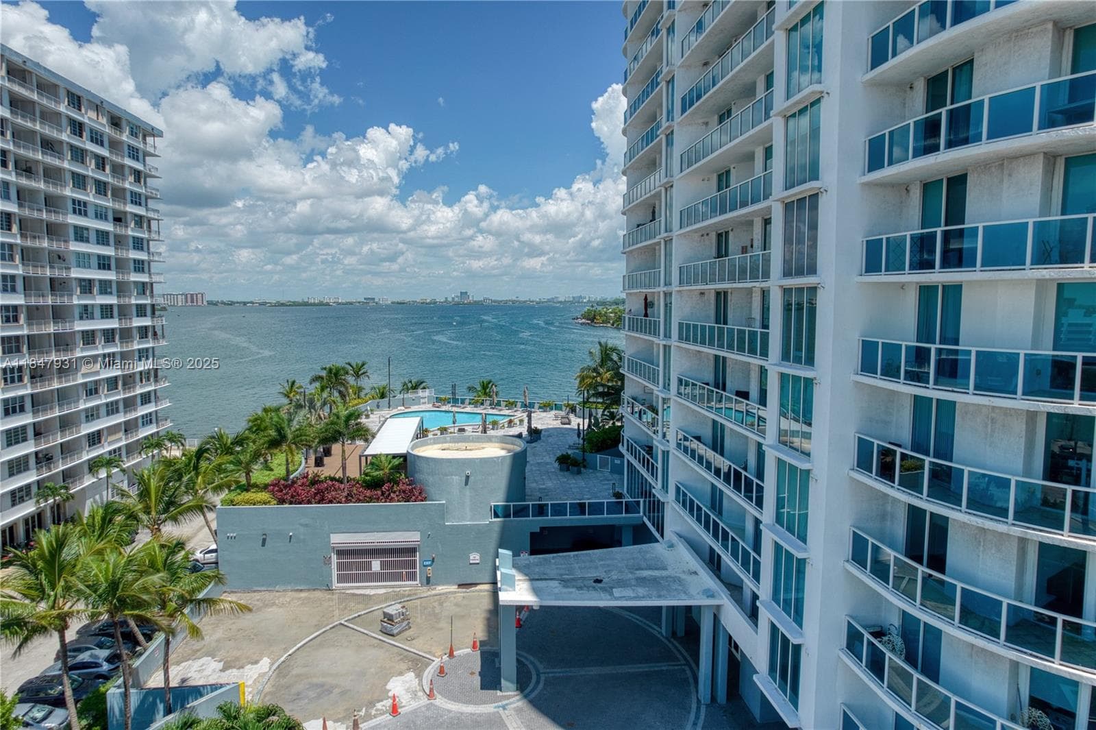 1881 79th St Cswy # 404, North Bay Village FL 33141 — 9