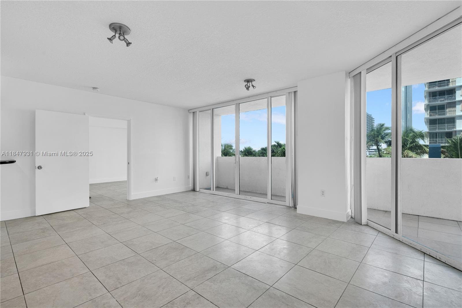 1881 79th St Cswy # 404, North Bay Village FL 33141 — 15