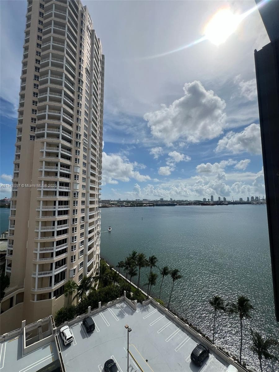 540 Brickell Key Dr # 1524, Miami FL 33131 — 5