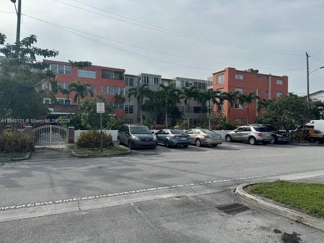 1850 NE 169th St # 308, North Miami Beach FL 33162 — 3