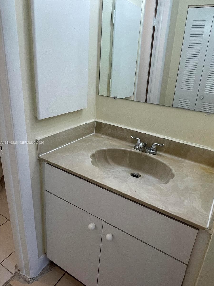 1325 W 68th St # 221, Hialeah FL 33014 — 13