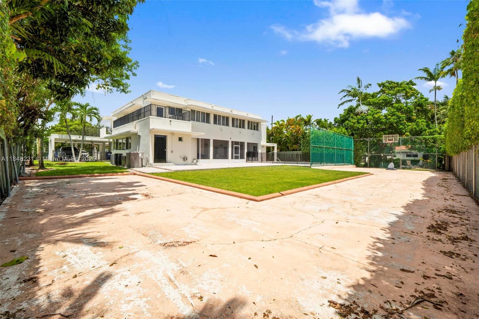 5045 SW 67th Ave, South Miami FL 33155 — 20