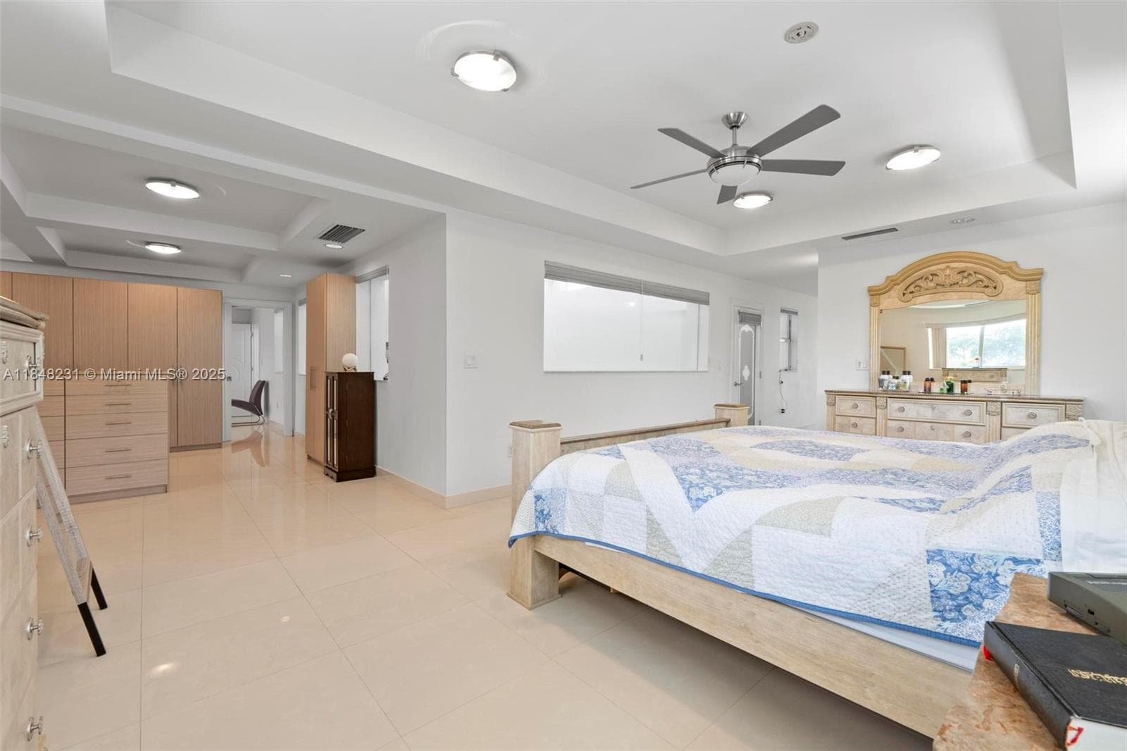 5045 SW 67th Ave, South Miami FL 33155 — 40