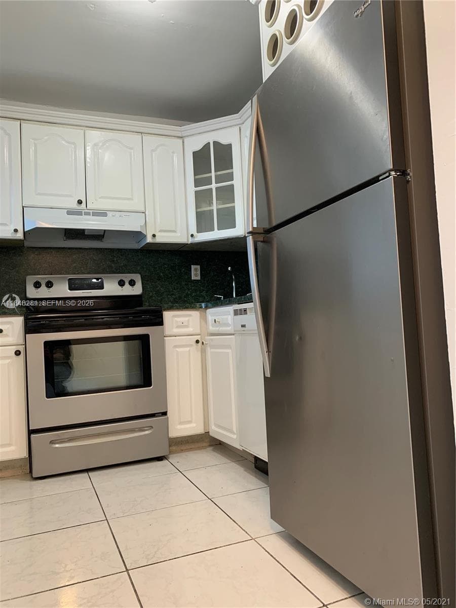 1325 W 68th St # 514, Hialeah FL 33014 — 9