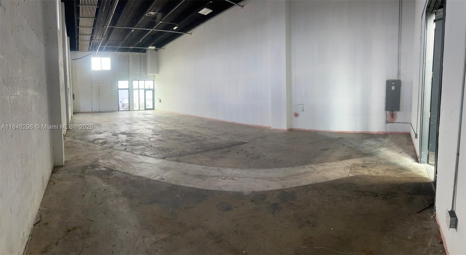 2300 W 8th Ave # 2, Hialeah FL 33010 — 3