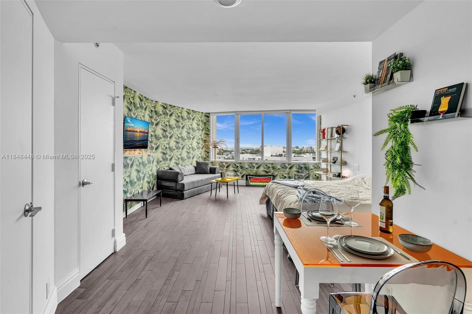 1100 West Ave # 1019, Miami Beach FL 33139 — 17