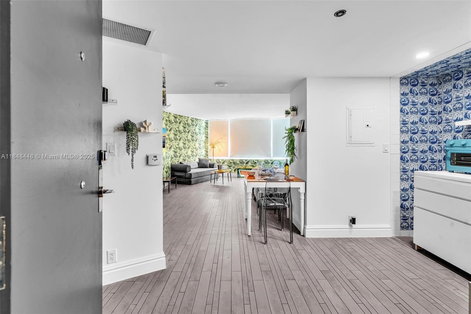 1100 West Ave # 1019, Miami Beach FL 33139 — 26