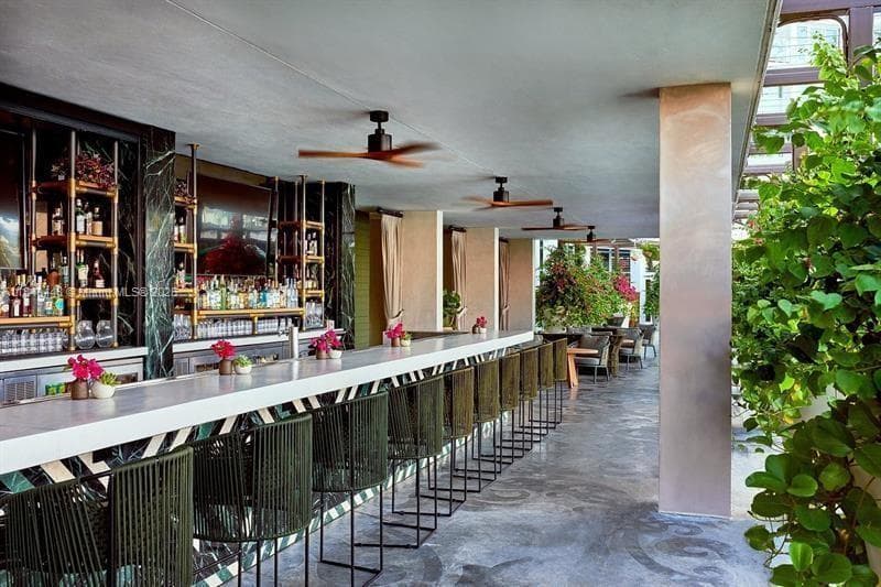 1100 West Ave # 1019, Miami Beach FL 33139 — 54