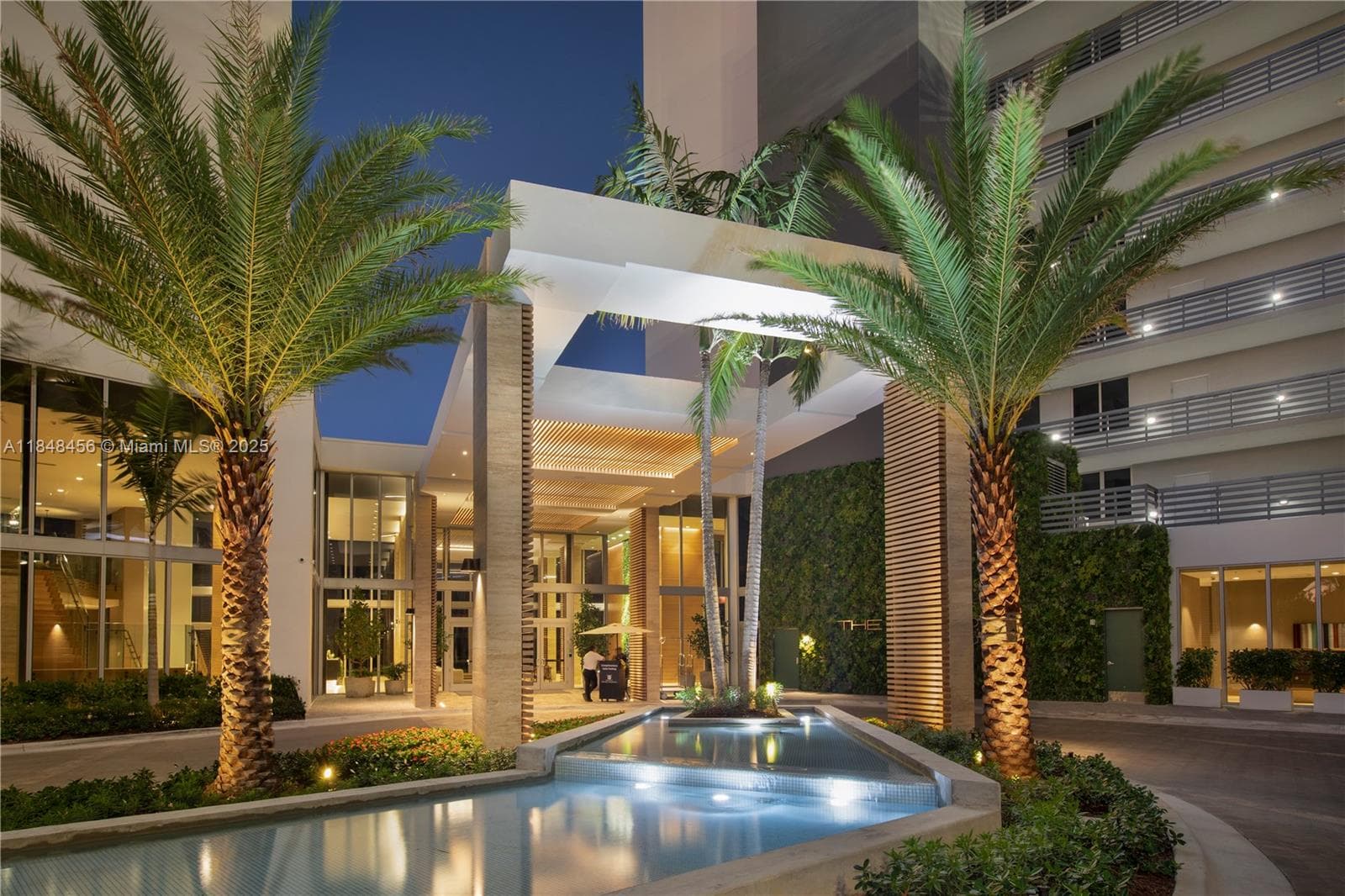 16385 Biscayne Blvd, North Miami Beach FL 33160 — 62