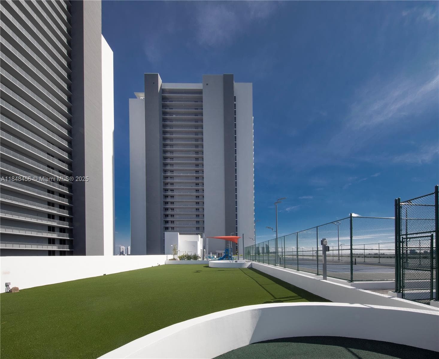 16385 Biscayne Blvd, North Miami Beach FL 33160 — 56
