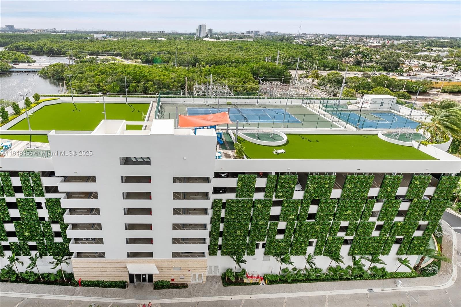 16385 Biscayne Blvd, North Miami Beach FL 33160 — 55