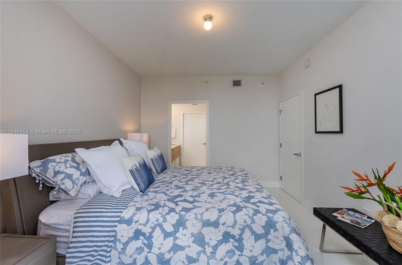 16385 Biscayne Blvd, North Miami Beach FL 33160 — 19