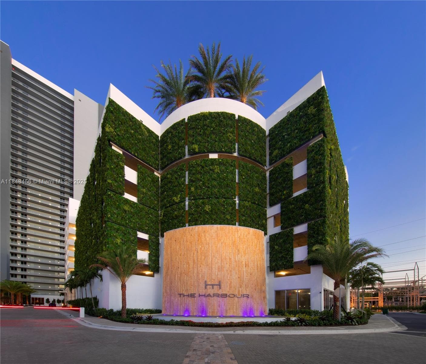 16385 Biscayne Blvd, North Miami Beach FL 33160 — 60