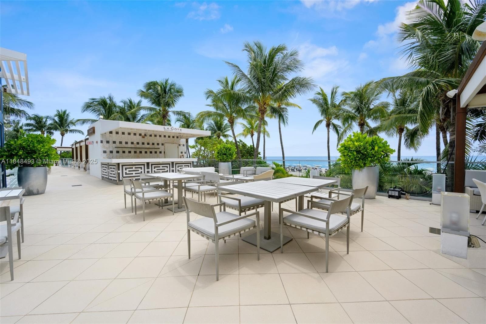 4391 Collins Ave # 1605, Miami Beach FL 33140 — 32