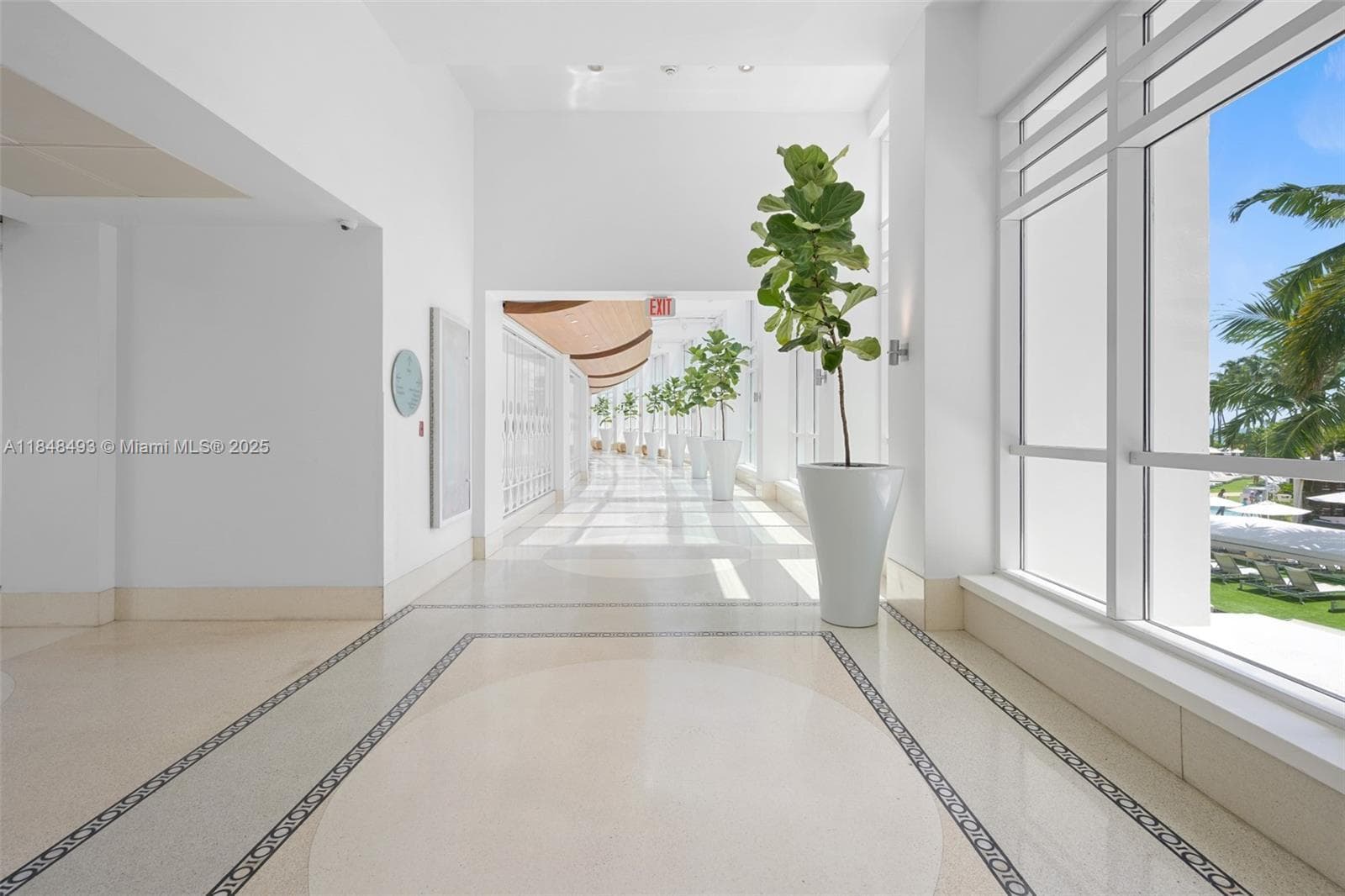 4391 Collins Ave # 1605, Miami Beach FL 33140 — 30
