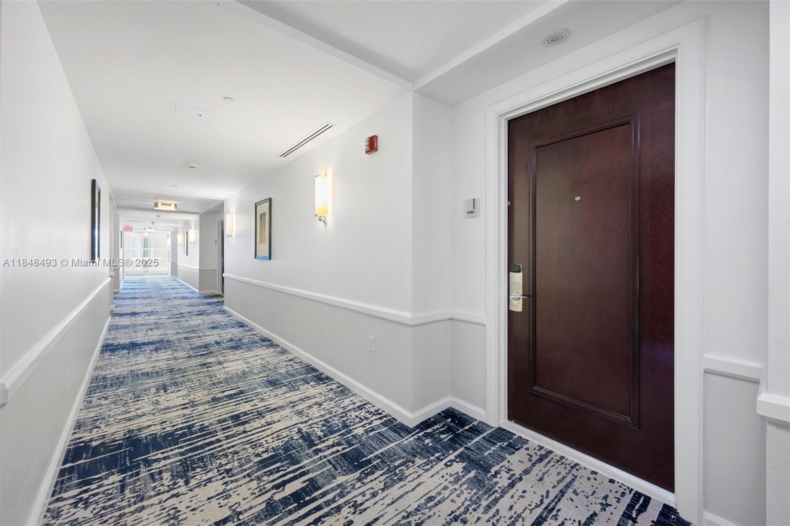 4391 Collins Ave # 1605, Miami Beach FL 33140 — 25