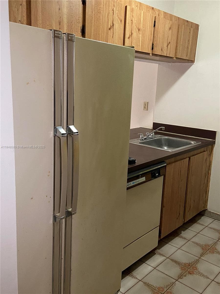 440 E 23rd St # 1416, Hialeah FL 33013 — 2