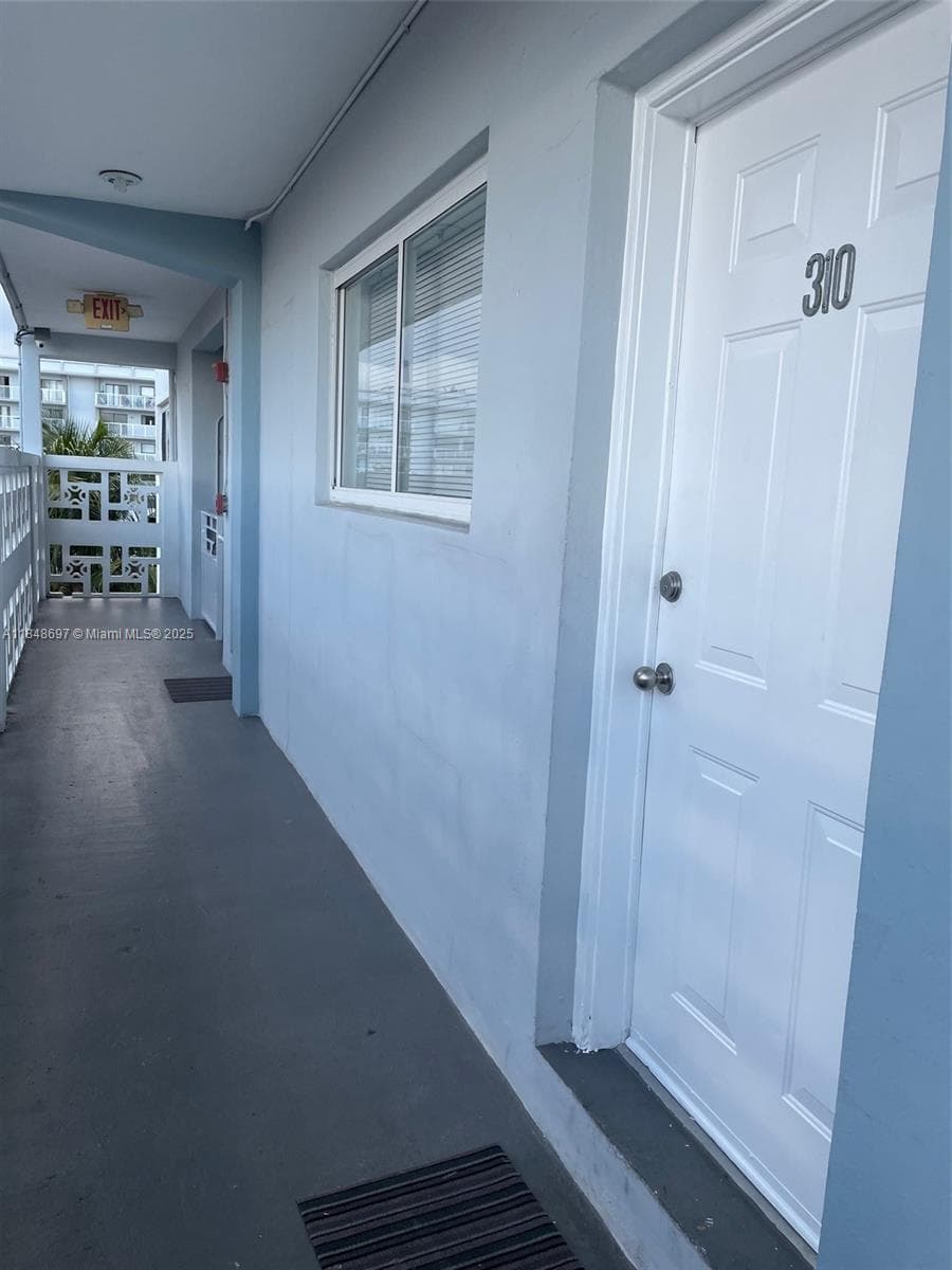 Rive Marseilles Condo, Miami Beach, FL — 4