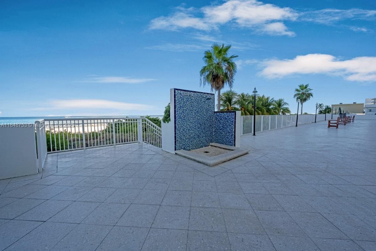 5601 Collins Ave # 511, Miami Beach FL 33140 — 27