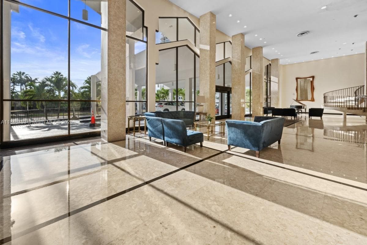 5601 Collins Ave # 511, Miami Beach FL 33140 — 31