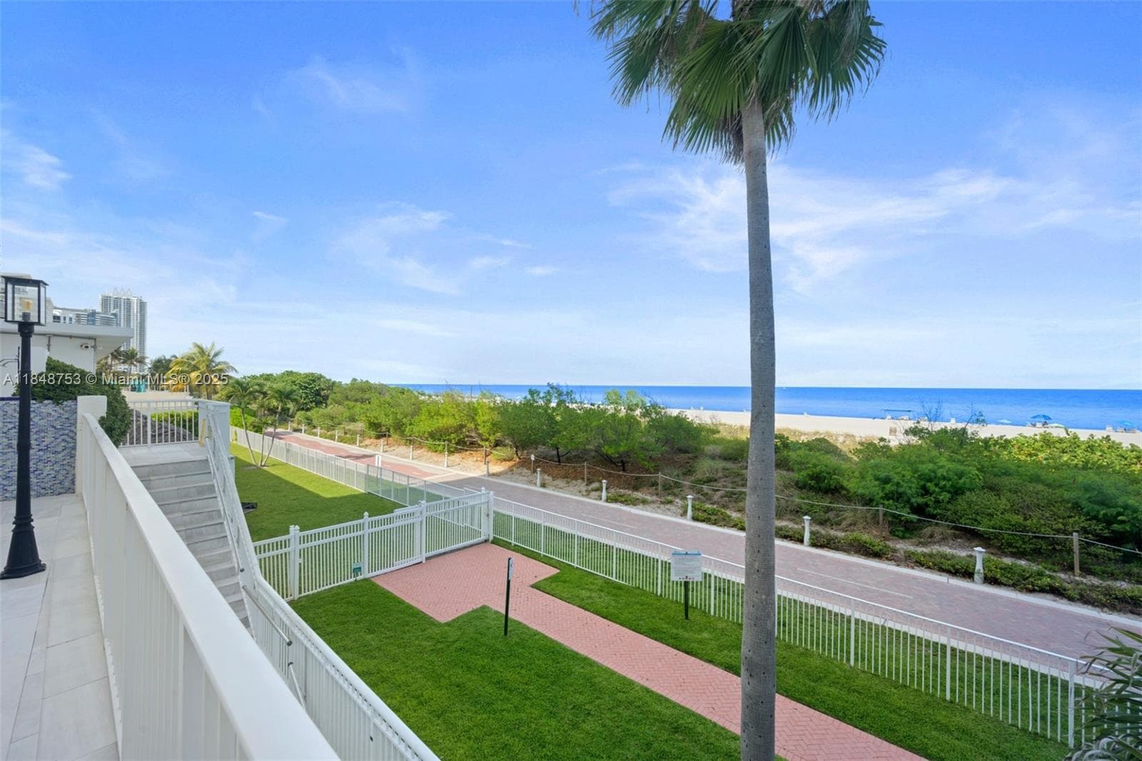 5601 Collins Ave # 511, Miami Beach FL 33140 — 21